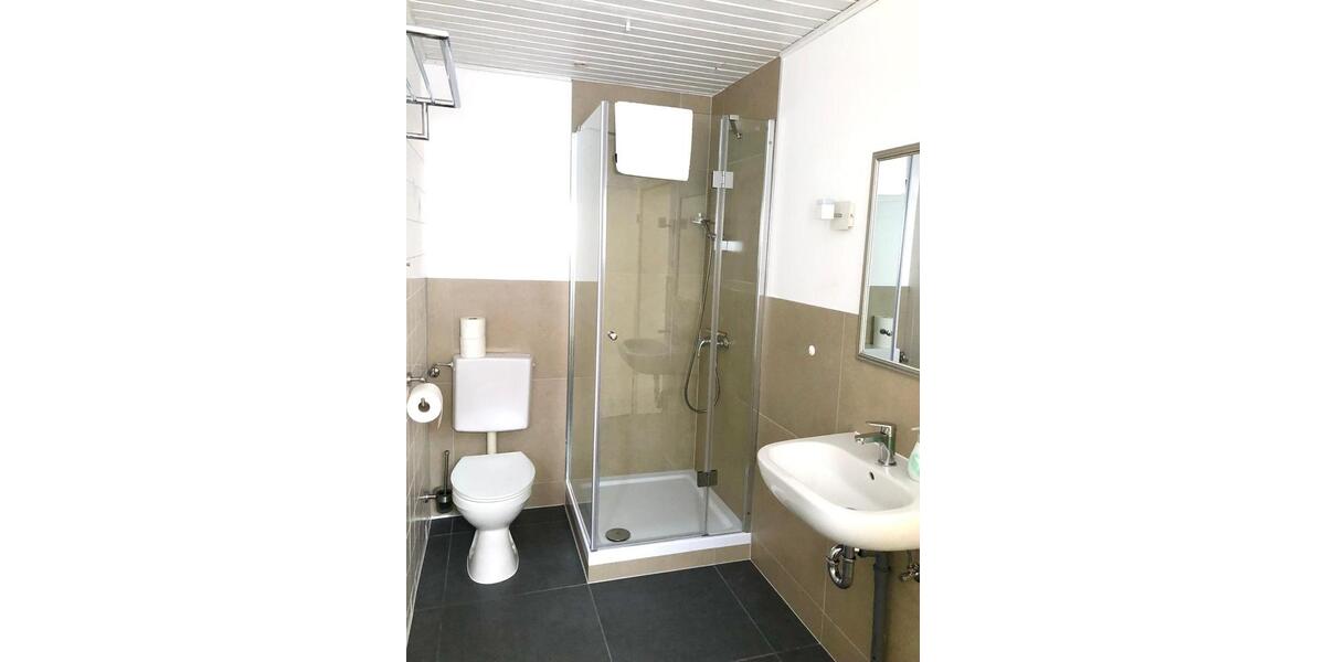 Einfamilienhaus Putbus - 13 Zimmer, 345 m&sup2;, 399.000&euro; | Angebot:25304627