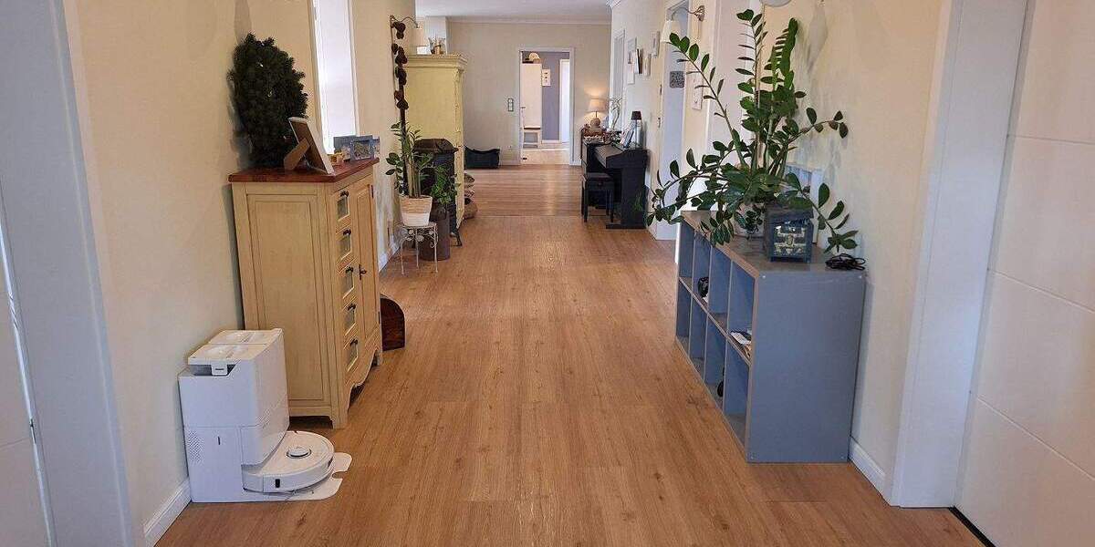 Einfamilienhaus Greifswald Ladebow - 7 Zimmer, 272 m&sup2;, 1.480.000&euro; | Angebot:25727427