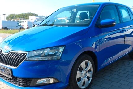 Skoda Fabia 22.362 km 10.490 &euro; Greifswald 17489