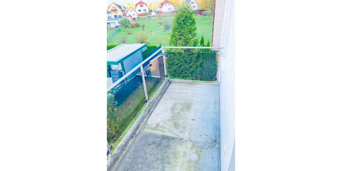 Dachgeschoßwohnung Samtens - 2 Zimmer, 39 m&sup2;, 330&euro; | Angebot:25539779