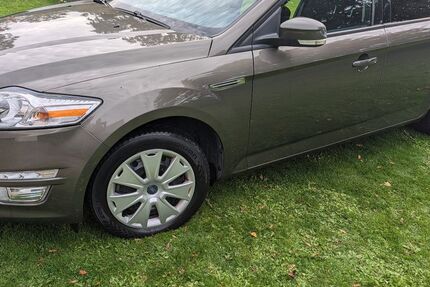 Ford Mondeo 109.000 km 5.950 &euro; Jarmen 17126