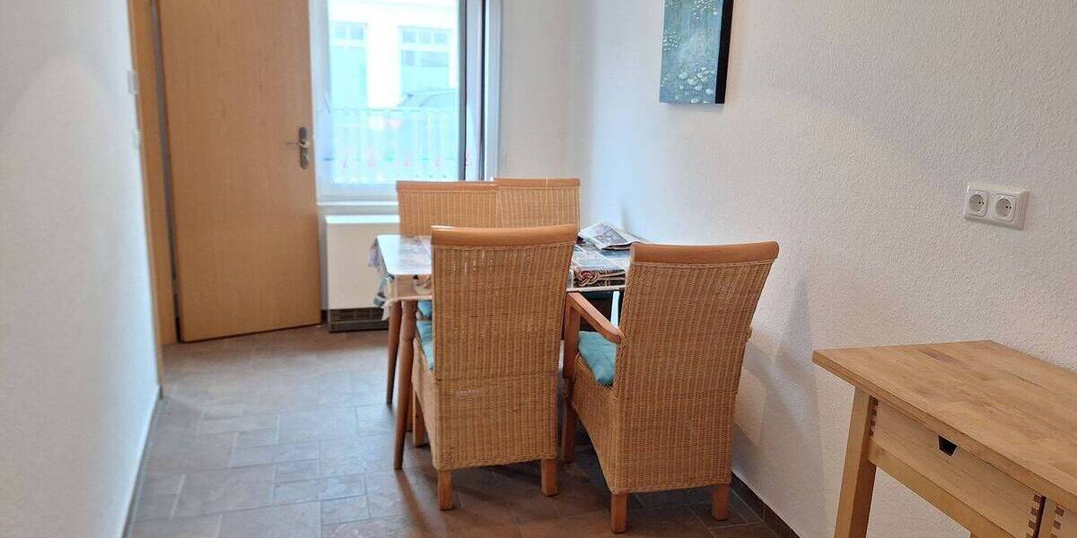 Mehrfamilienhaus, Wohnhaus Gützkow - 2 Zimmer, 68 m&sup2;, 425&euro; | Angebot:26187679