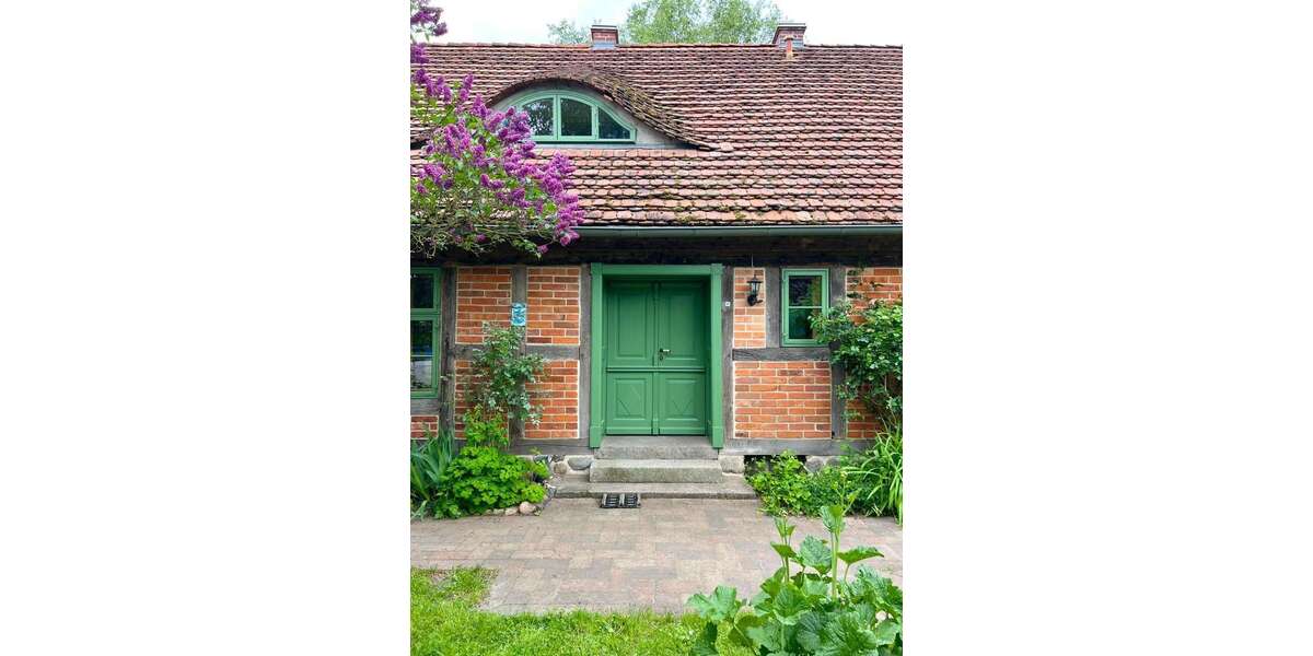 Einfamilienhaus Daberkow - 12 Zimmer, 380 m&sup2;, 1.150.000&euro; | Angebot:26788688