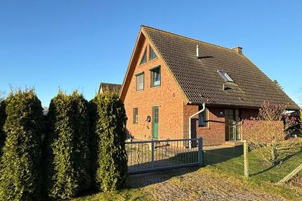 Haus Garz/Rügen Rügen - 5 Zimmer, 123 m&sup2;, 477.000&euro; | Angebot:26630247