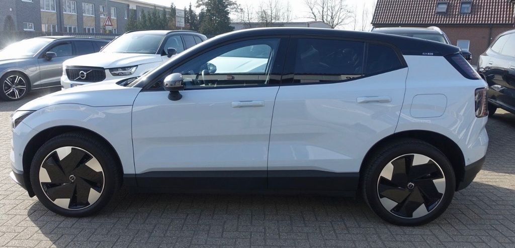Volvo EX30 10.700 km 34.900 &euro; Weitenhagen 17498