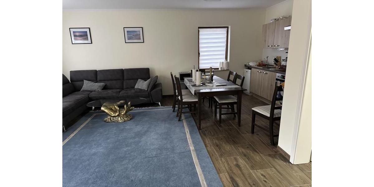 ObjNr:19649 - Freistehendes Zweifamilienhaus mit großem Grundstück und Garage - Zweifamilienhaus Loissin | Angebot:19556212