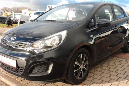 Kia Rio 112.629 km 7.490 &euro; Greifswald 17489