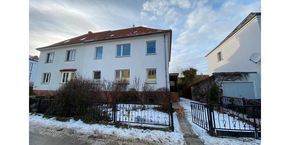 Etagenwohnung Greifswald - 4 Zimmer, 85 m&sup2;, 1.100&euro; | Angebot:25824977