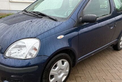 Toyota Yaris 149.600 km 999 &euro; Greifswald 17489
